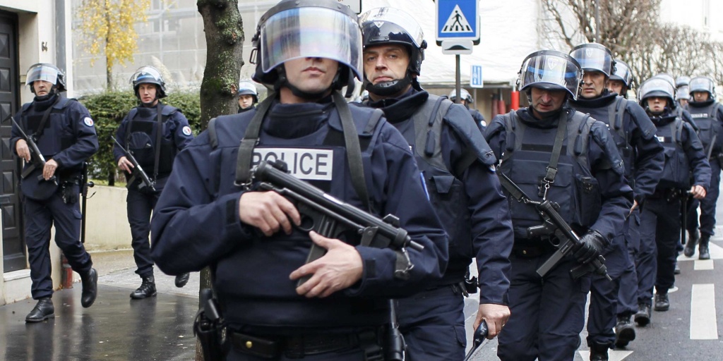 Париж-полиция.jpg